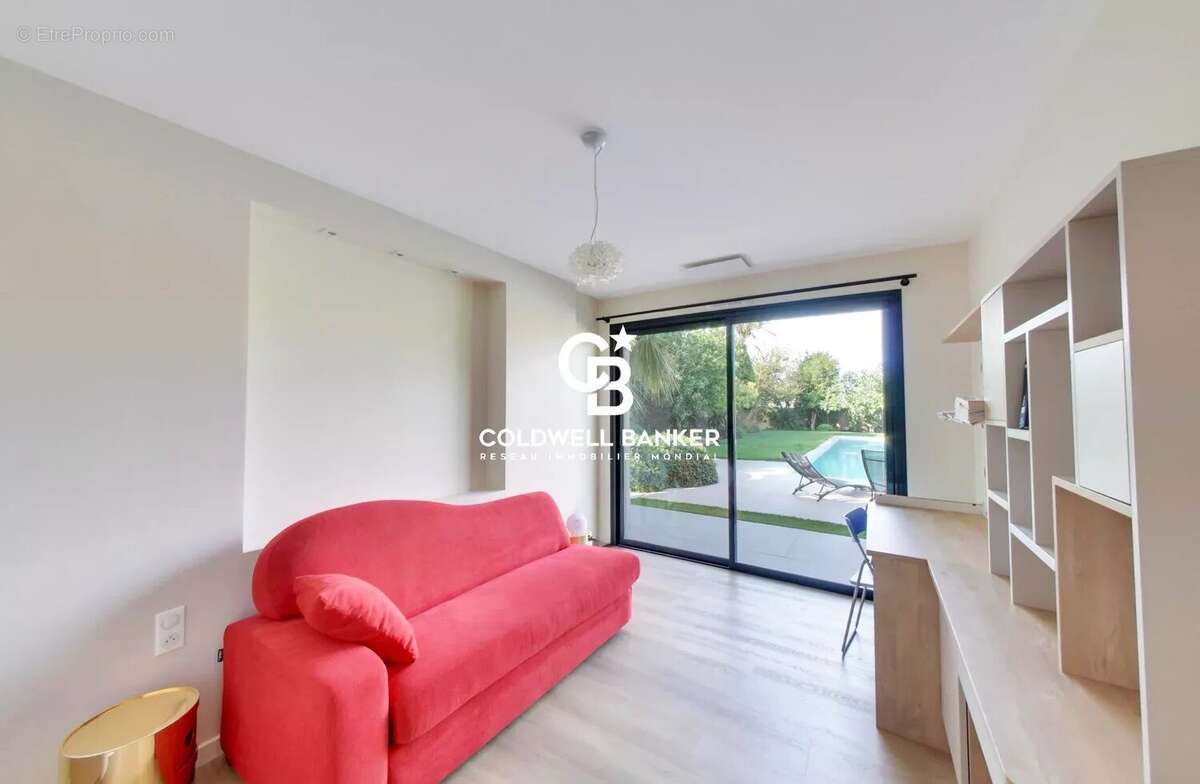 Maison à SAINT-CYPRIEN