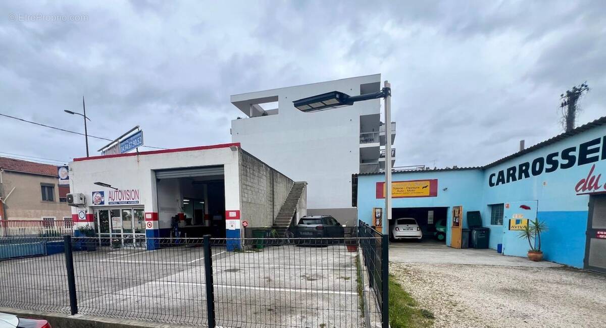 Commerce à LA SEYNE-SUR-MER