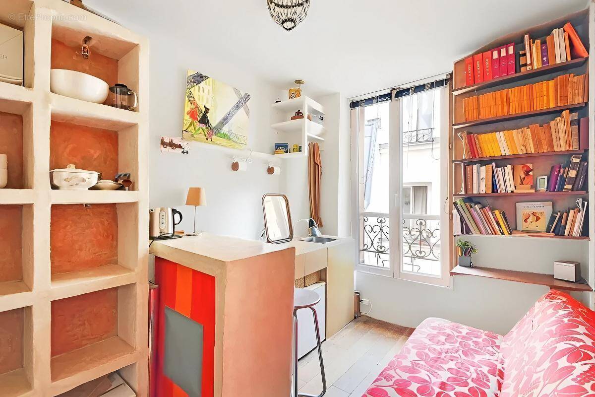 Appartement à PARIS-3E