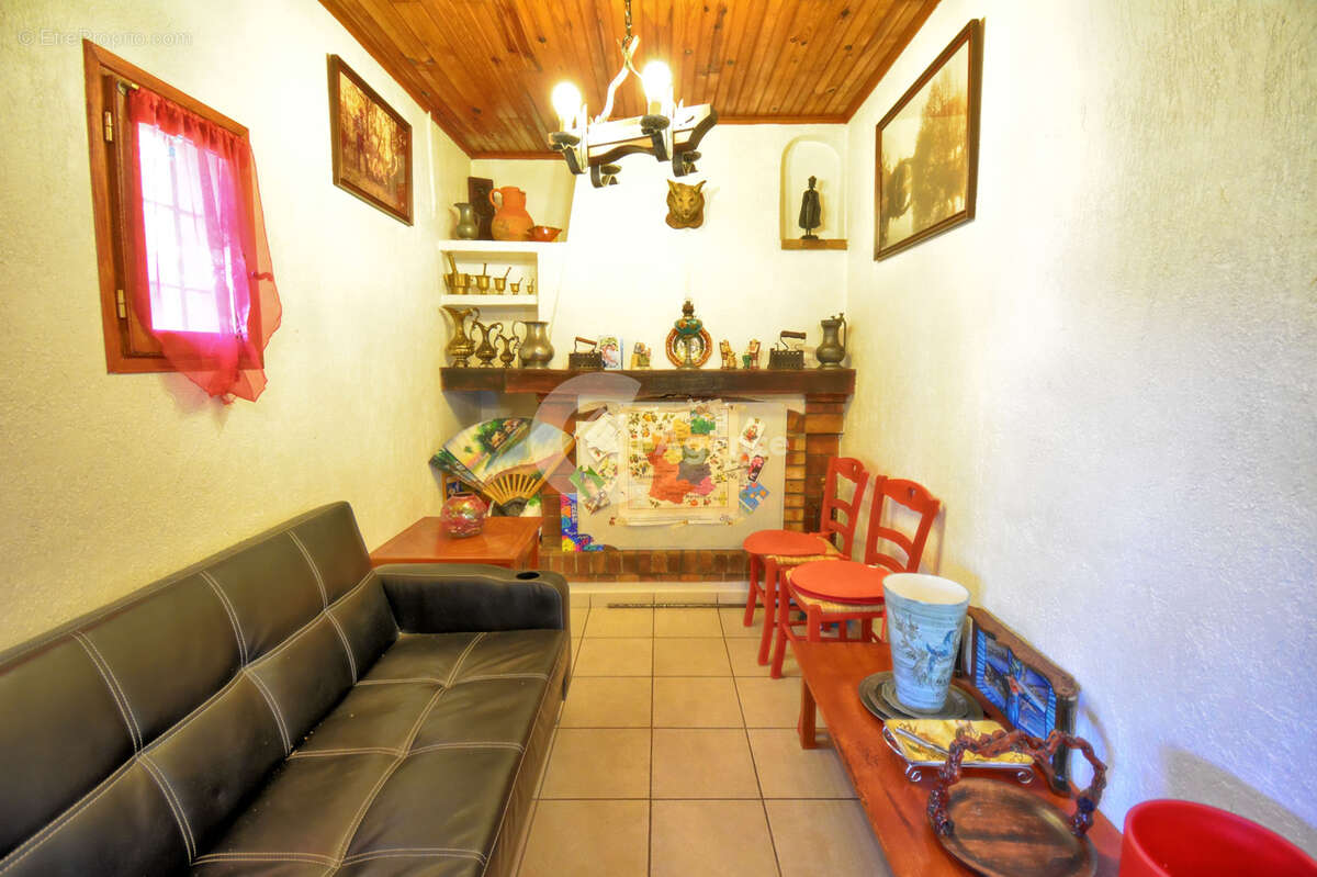 Maison à MOUANS-SARTOUX