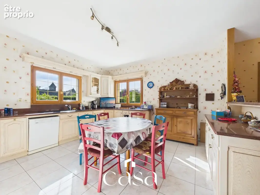 Maison 6 pièces 233 m² à vendre à Saint-Martin-De-Mieux (14700) - photo 3