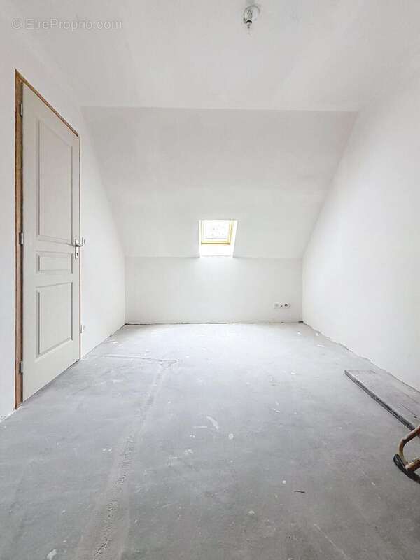 Maison 83 m² à Treon  - photo 6