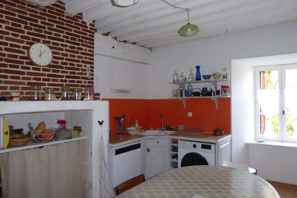 Maison à LINARDS