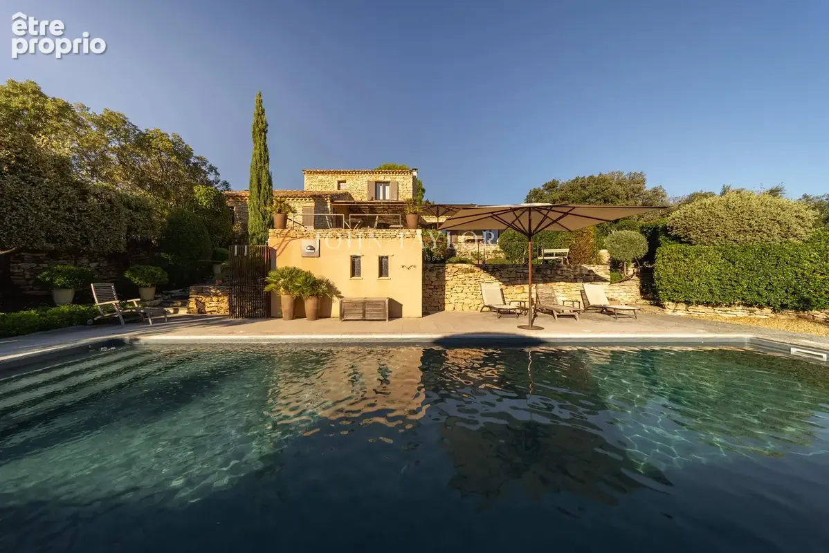 Superbe propriété en pierre avec piscine et vue panoramique sur le Luberon à Gordes, Provence. - photo 5