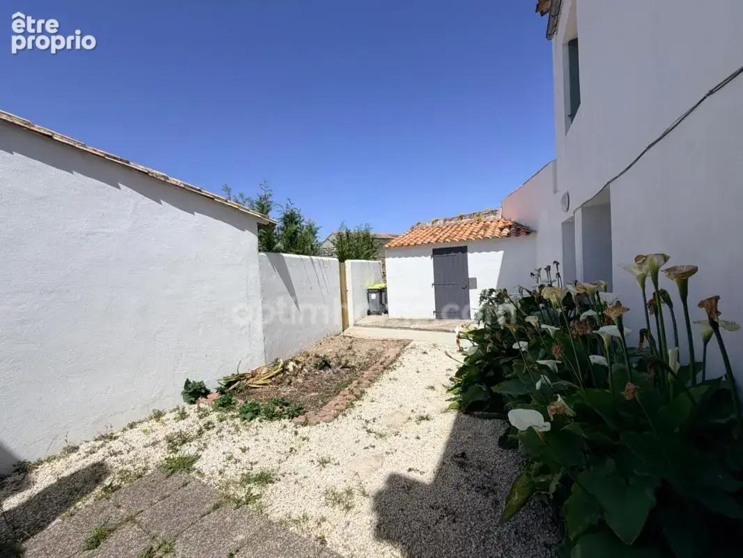 Appartement 3 pièces – Le charme du tout à pied au cœur du village  RARE – EMPLACEMENT EXCEPTIONNEL – TOUT À PIED – CALME ABSOLU - photo 36