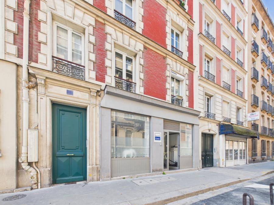 Commerce à PARIS-17E