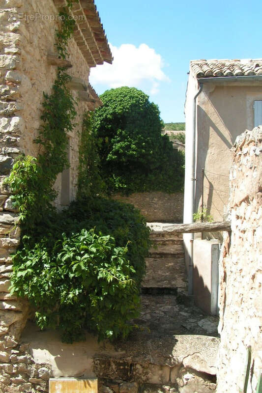 Maison à LIOUX