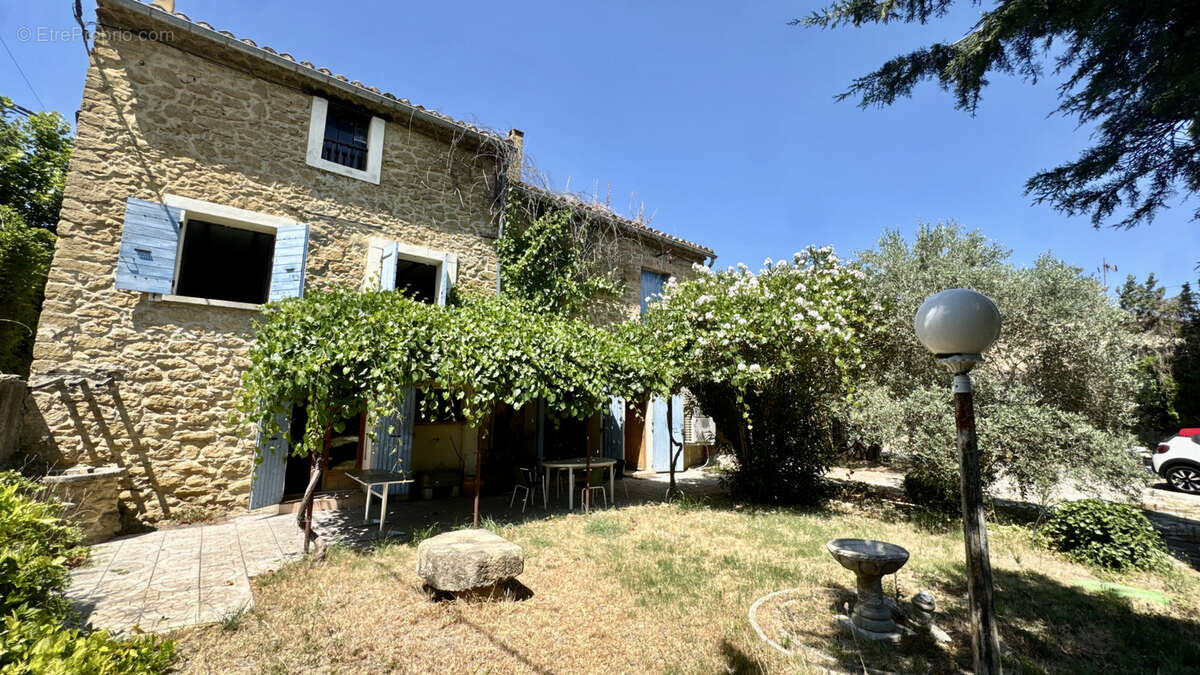 Maison à BEDARRIDES