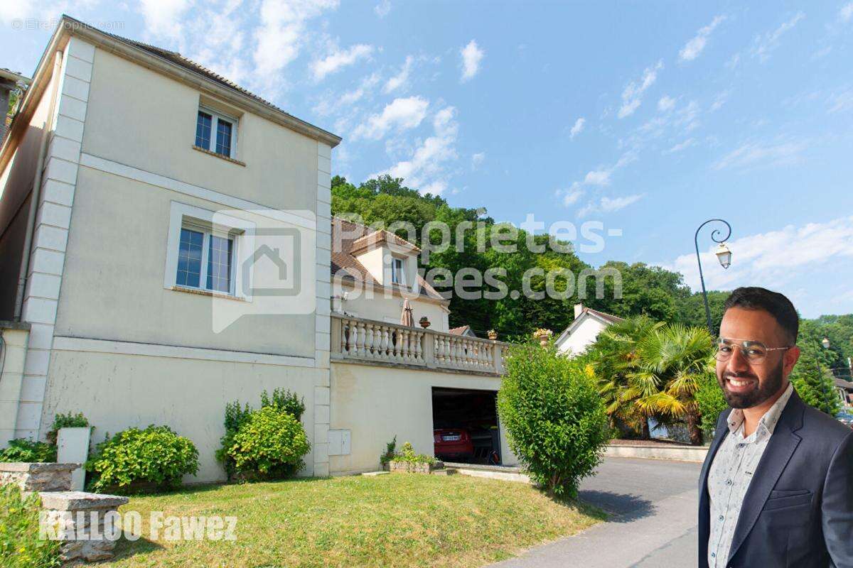 Maison à LE COUDRAY-MONTCEAUX