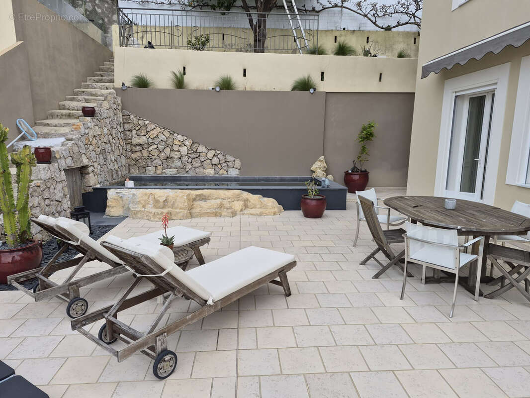 Appartement à MENTON
