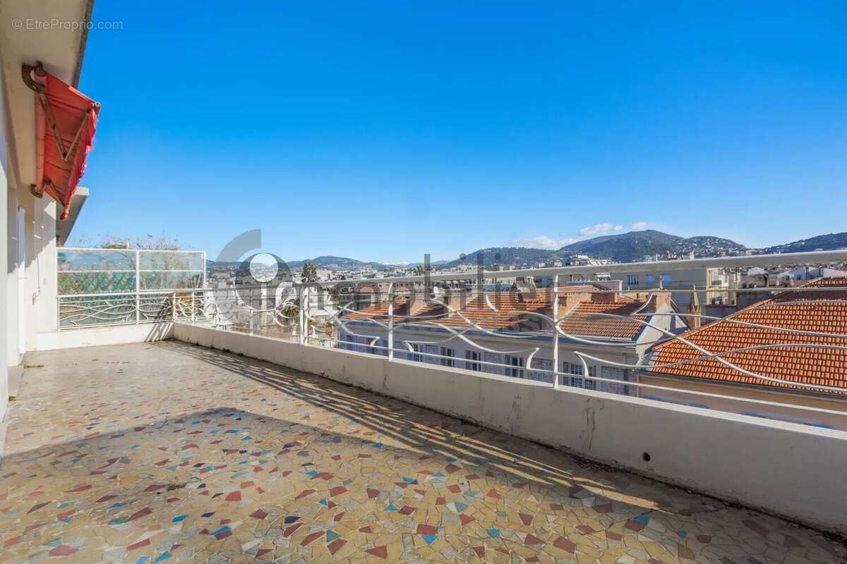 Appartement à NICE