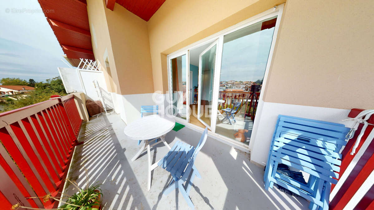 Appartement à CIBOURE