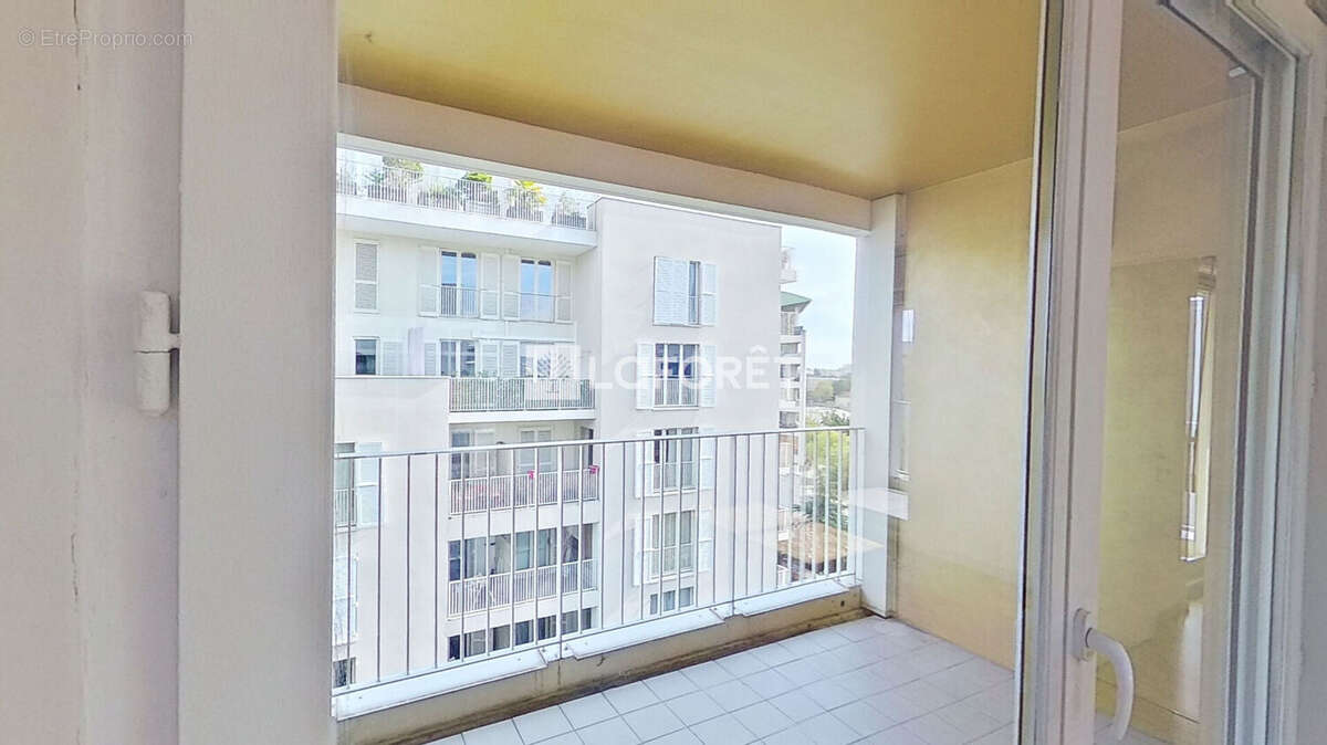Appartement à LYON-8E