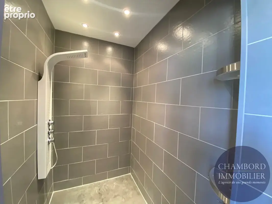 Maison familiale 7 pièces à vendre à Cellettes - 262 000 - photo 9