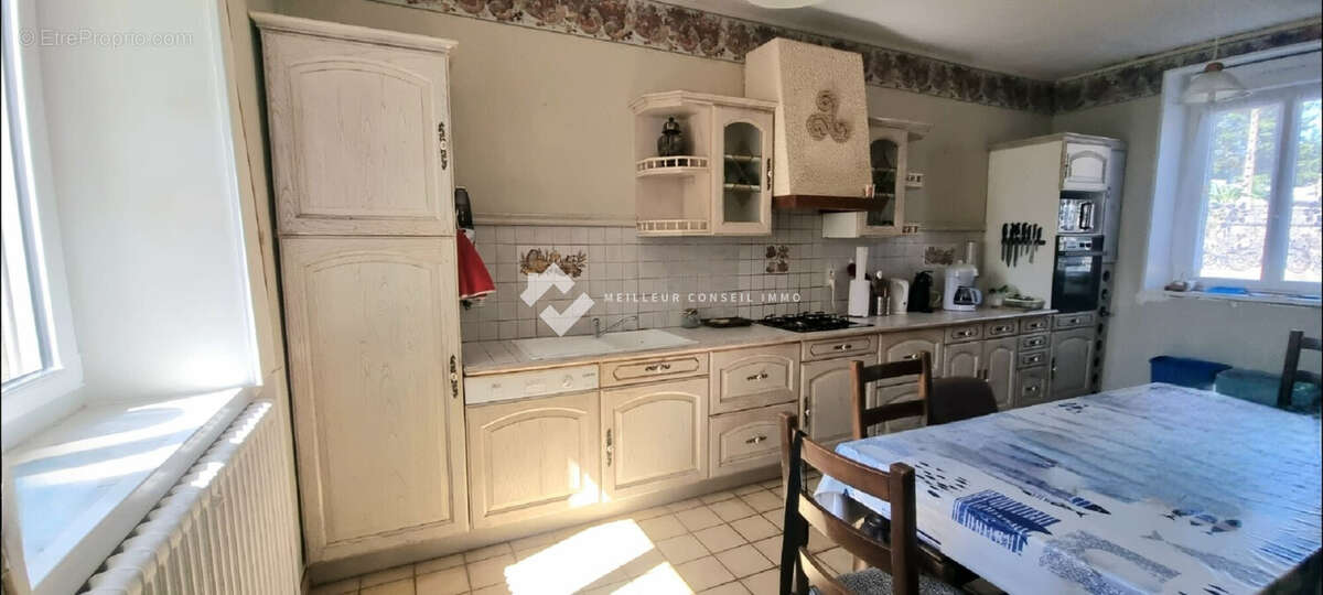 Maison 8 pièces 192 m² à vendre à Plounerin (22780) - photo 3