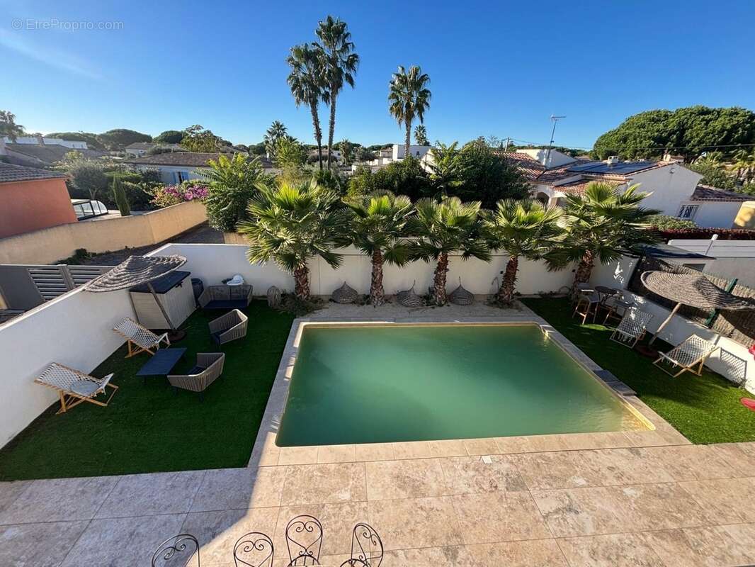 Dpt  (34), à vendre  GRAU D'AGDE  villa P6  195 m² avec piscine, garage, suites parentales - photo 6