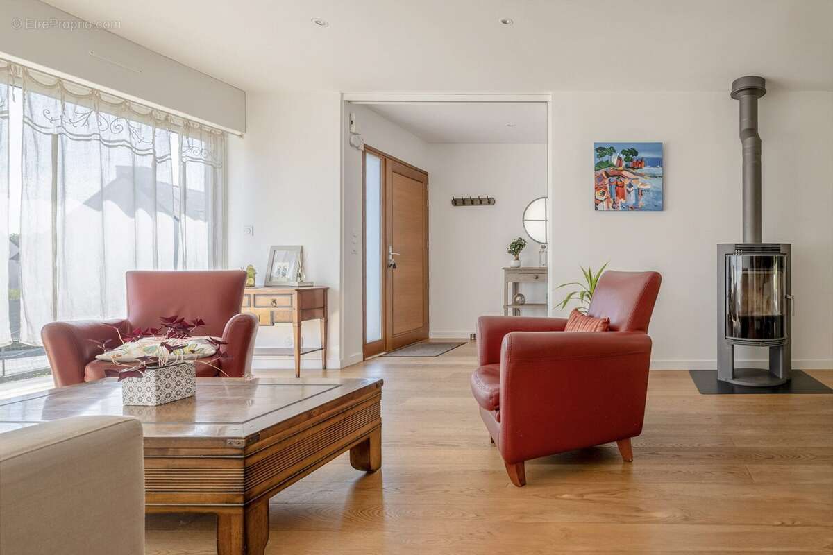 Maison 156 m² à Noyalo  - photo 5