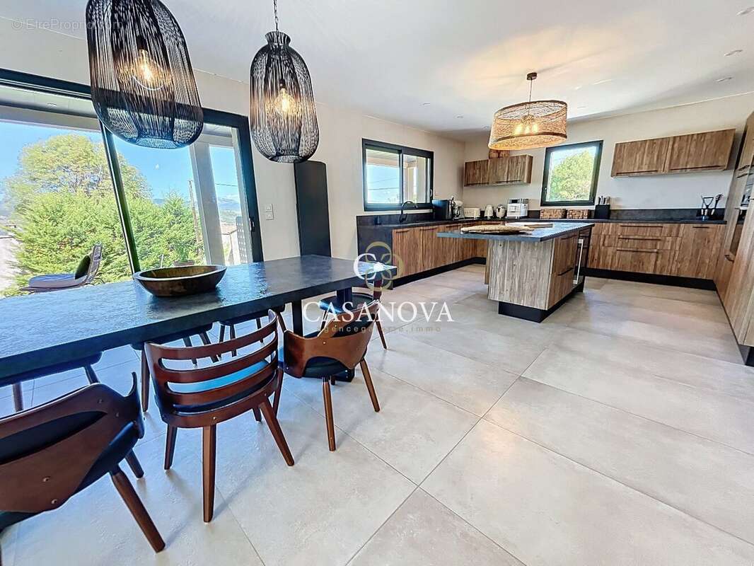 Maison à CLERMONT-L&#039;HERAULT