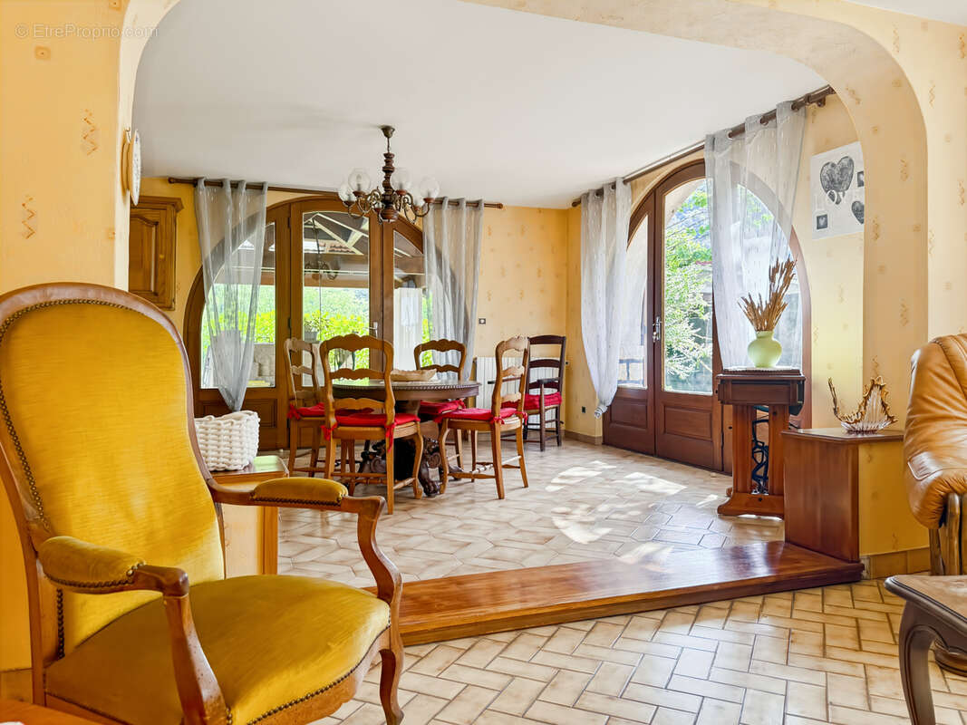 Maison à LABEGUDE