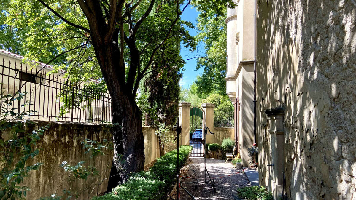 Maison à PERNES-LES-FONTAINES