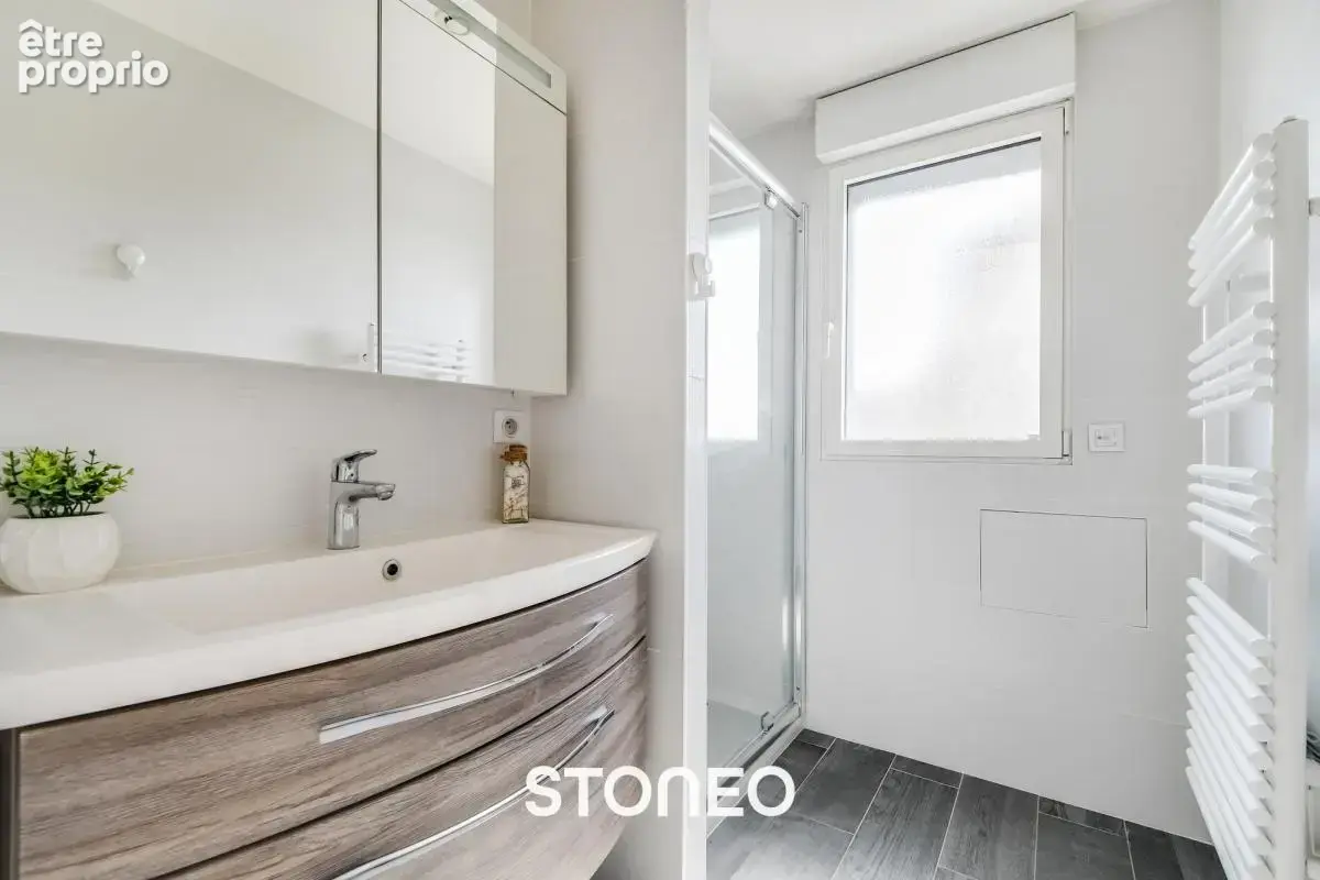 Maison 7 pièces avec jardin et piscine - photo 11