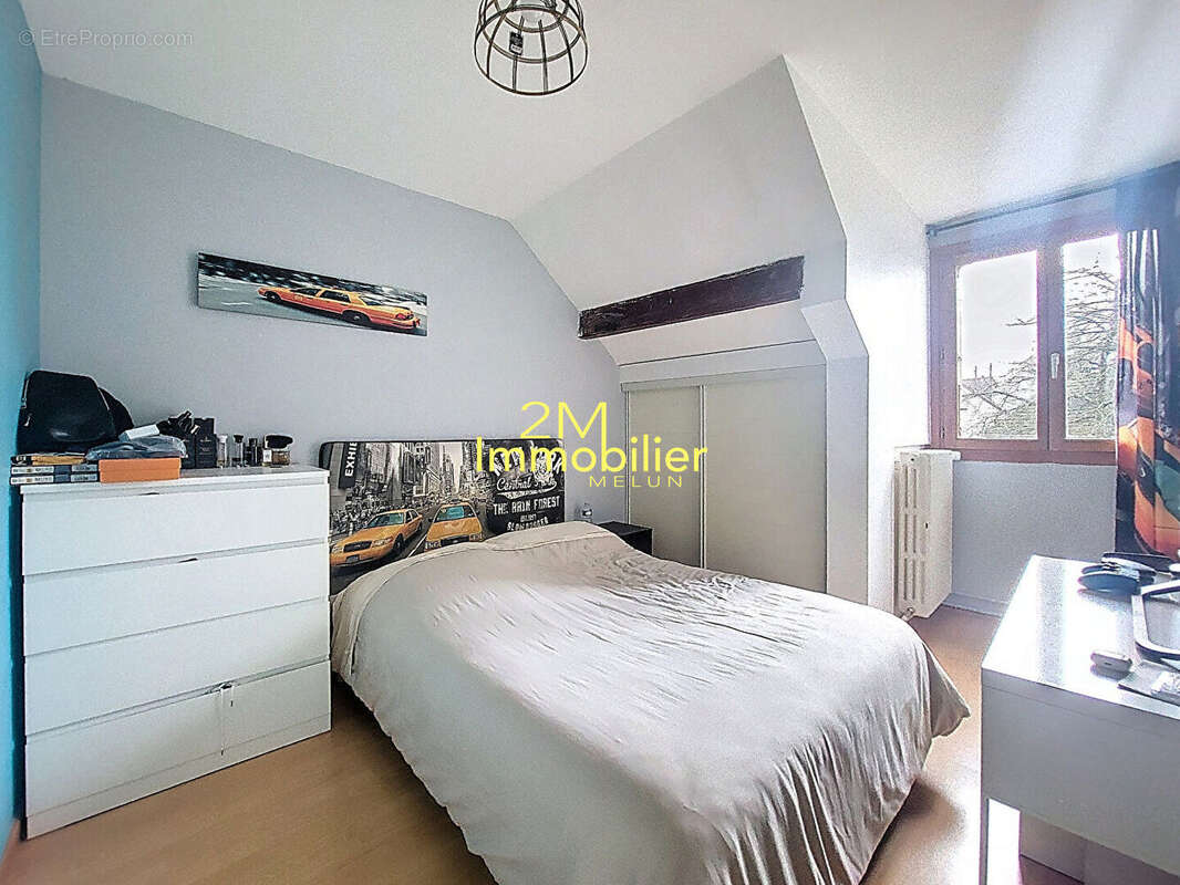 Maison à VAUX-LE-PENIL