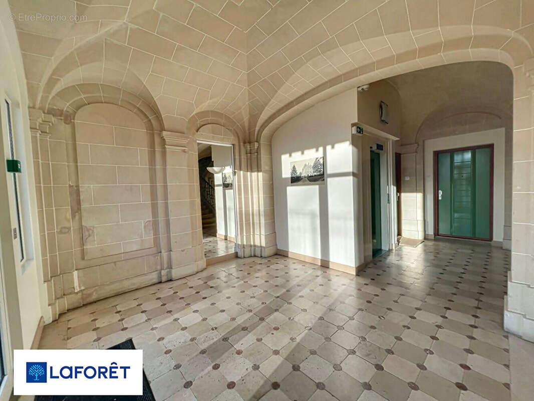 Appartement à SAINT-FARGEAU-PONTHIERRY