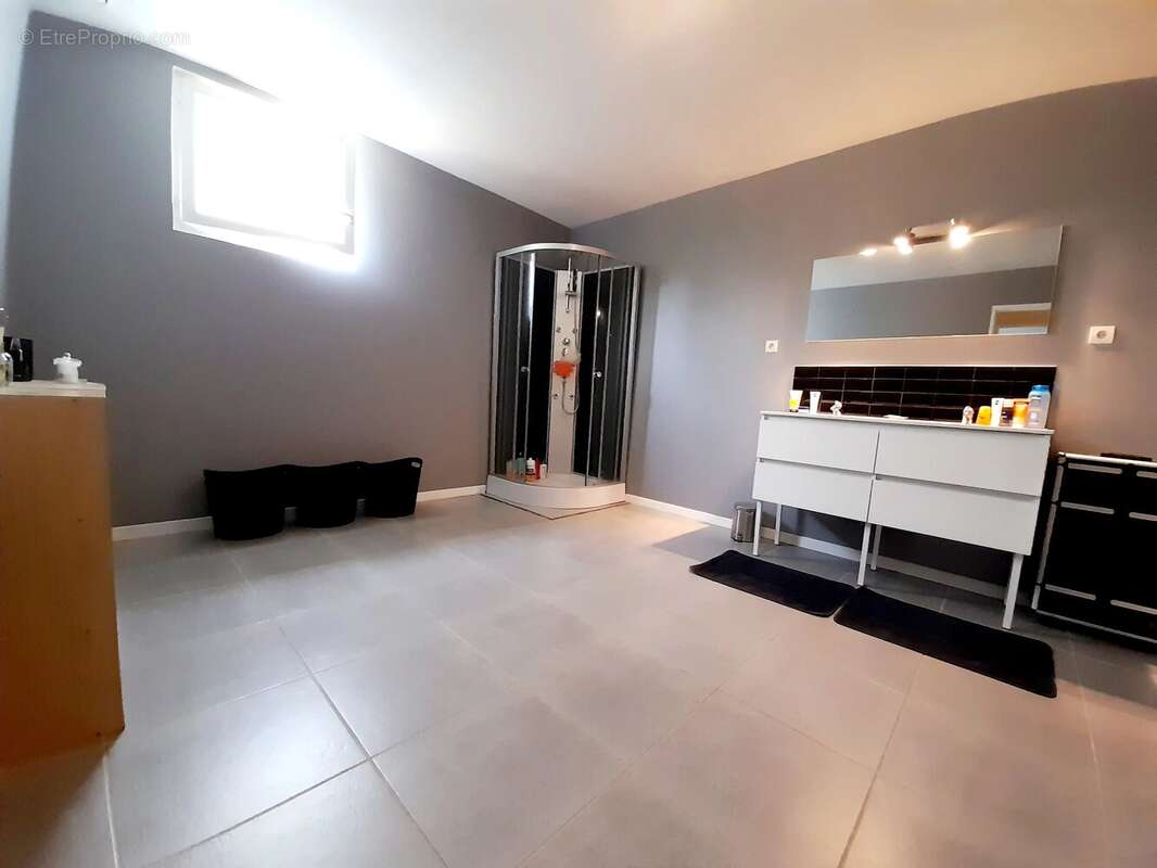 Appartement à BEAUMONT-DU-PERIGORD