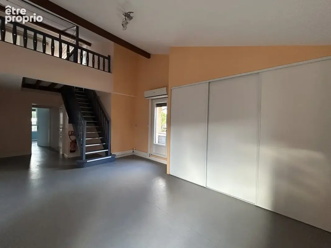 Appartement 6 pièces 121 m² à vendre à Privas (07000) - photo 2