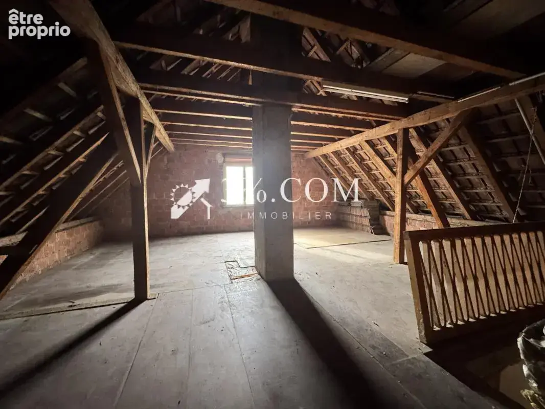 3%COM Maison à rénover avec jardin - photo 10