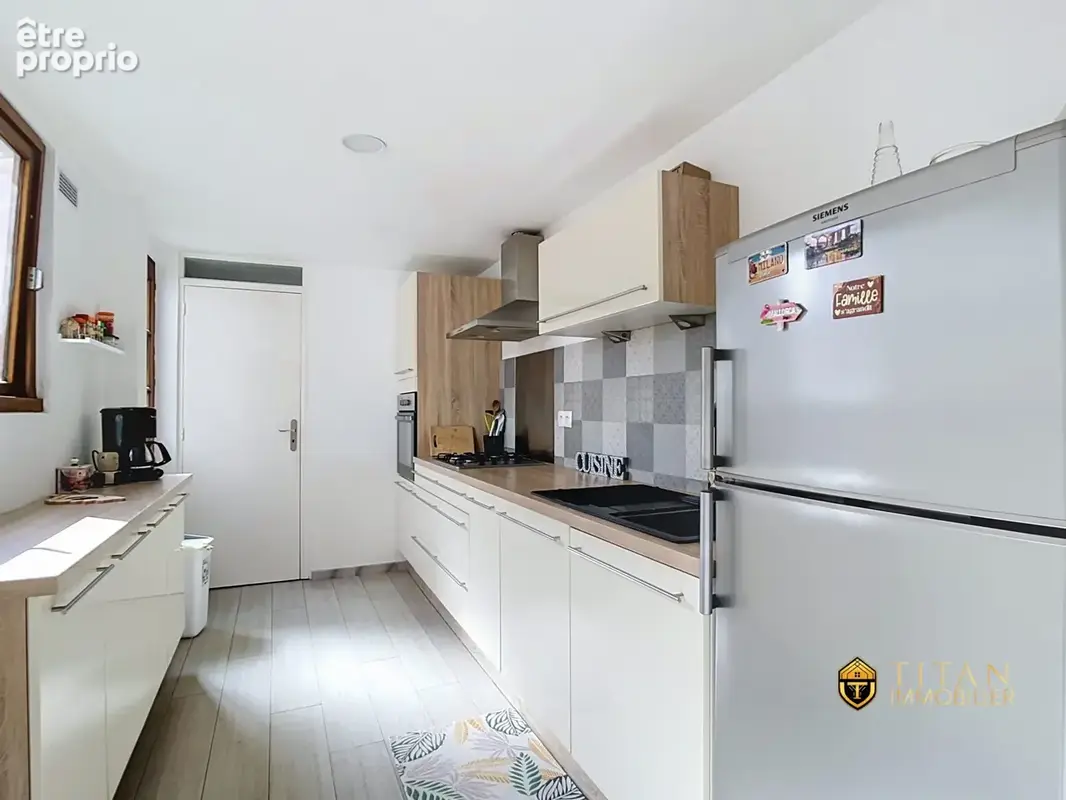 EXCLUSIVITÉ - Maison mitoyenne 88 m²  2 chambres + bureau  Centre-ville Coudekerque-Branche - Titan Immobilier