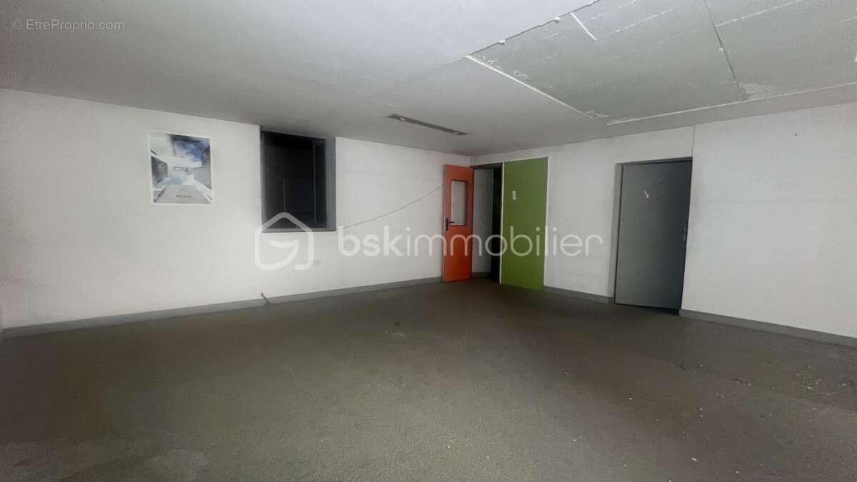 Immeuble professionnel 844 m² – fort potentiel de restructuration – châteauroux - photo 6