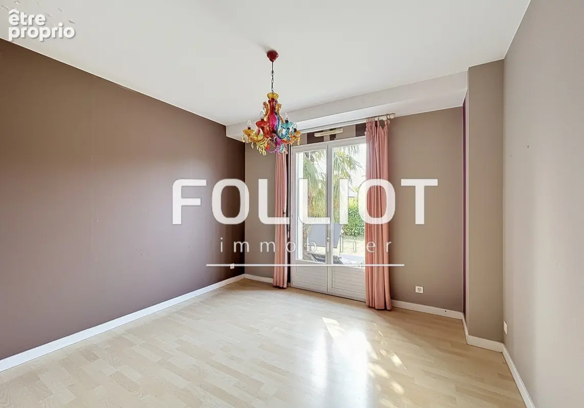 Maison St Gilles 6 pièce(s) 115 m2 - photo 6