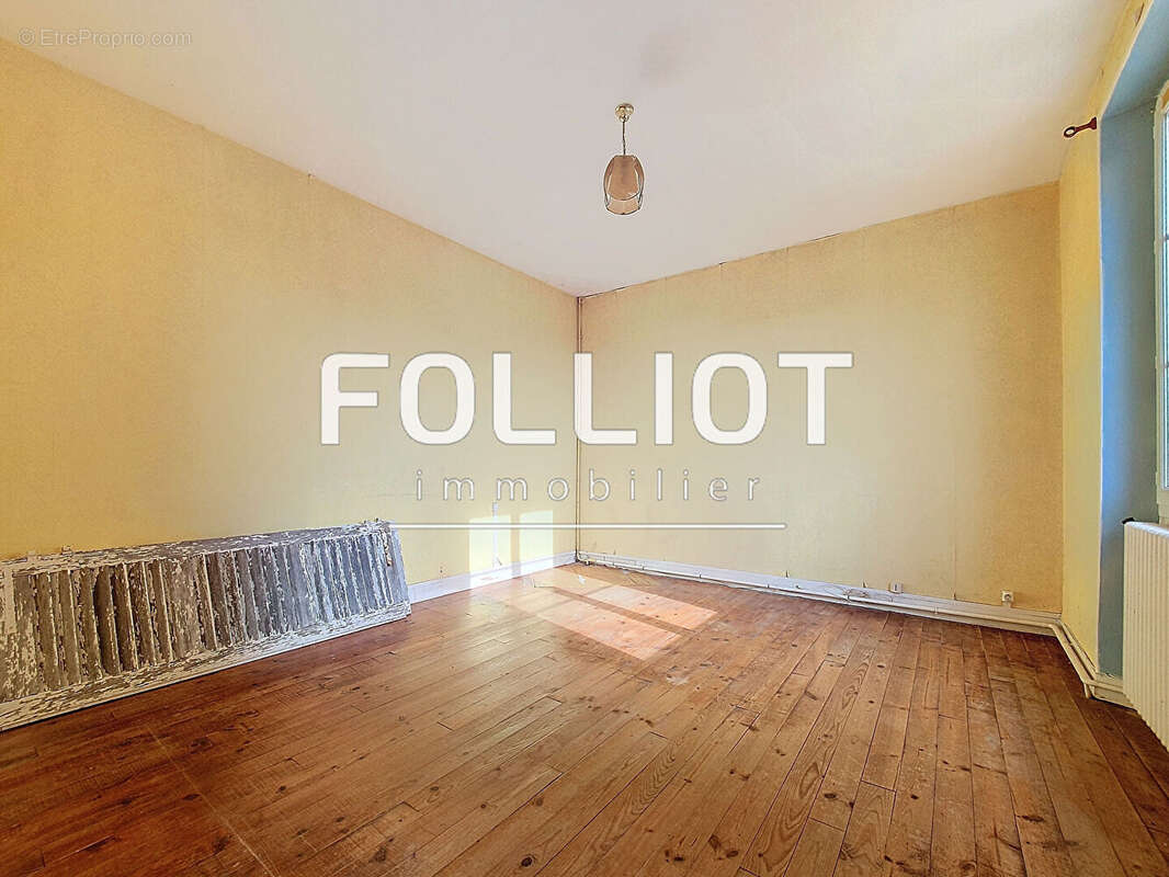 Maison à LA HAYE-DU-PUITS