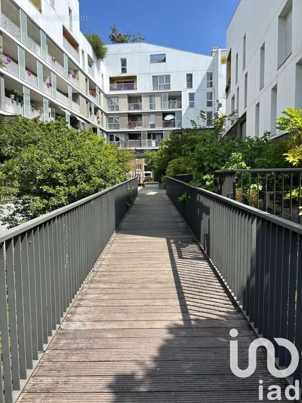 Photo 8 - Appartement à GENNEVILLIERS