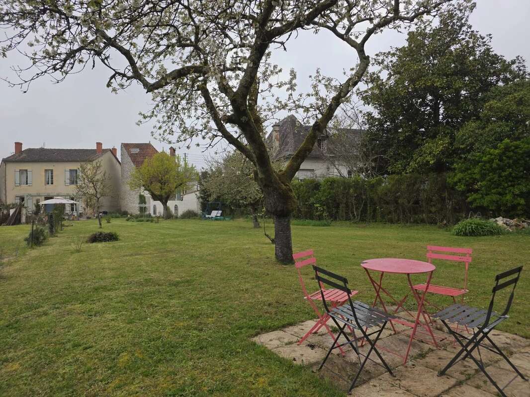 Maison à EYMET
