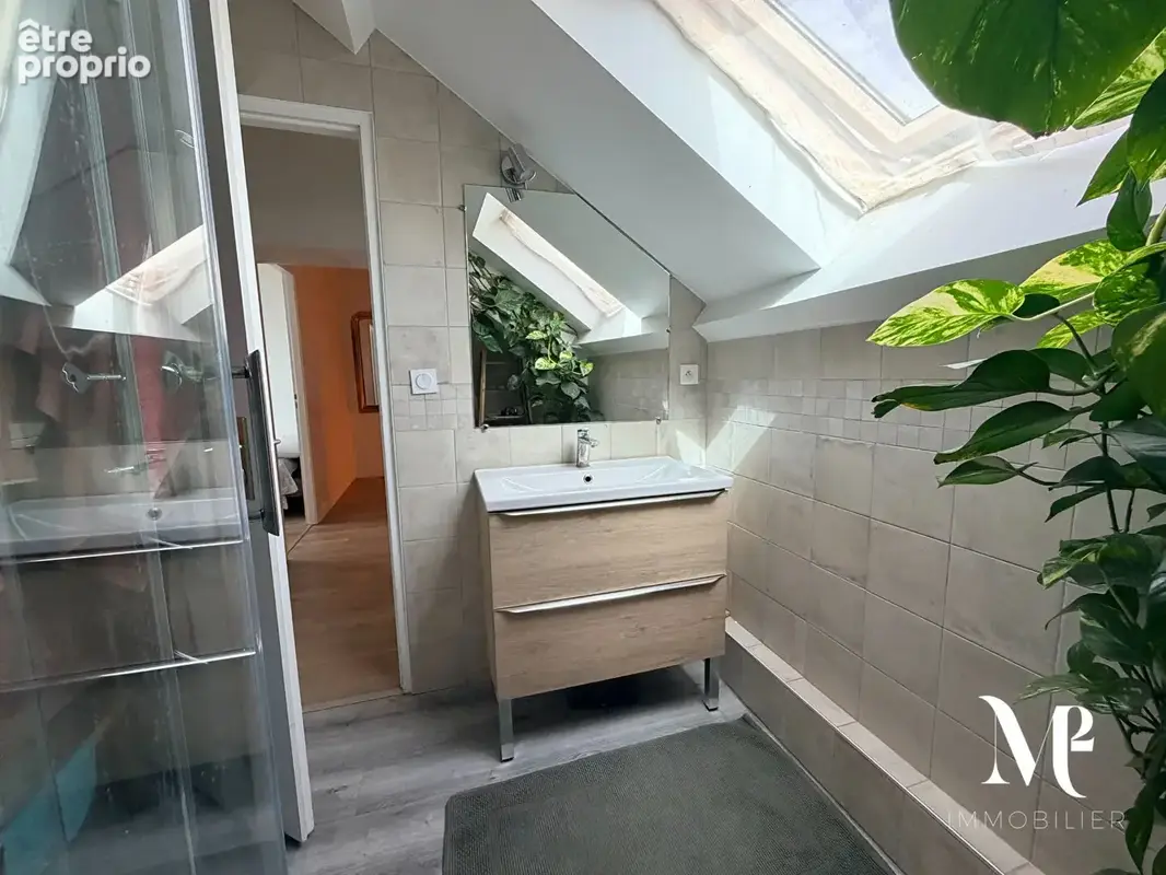 Duplex 3 pièces - coeur de ville - photo 9