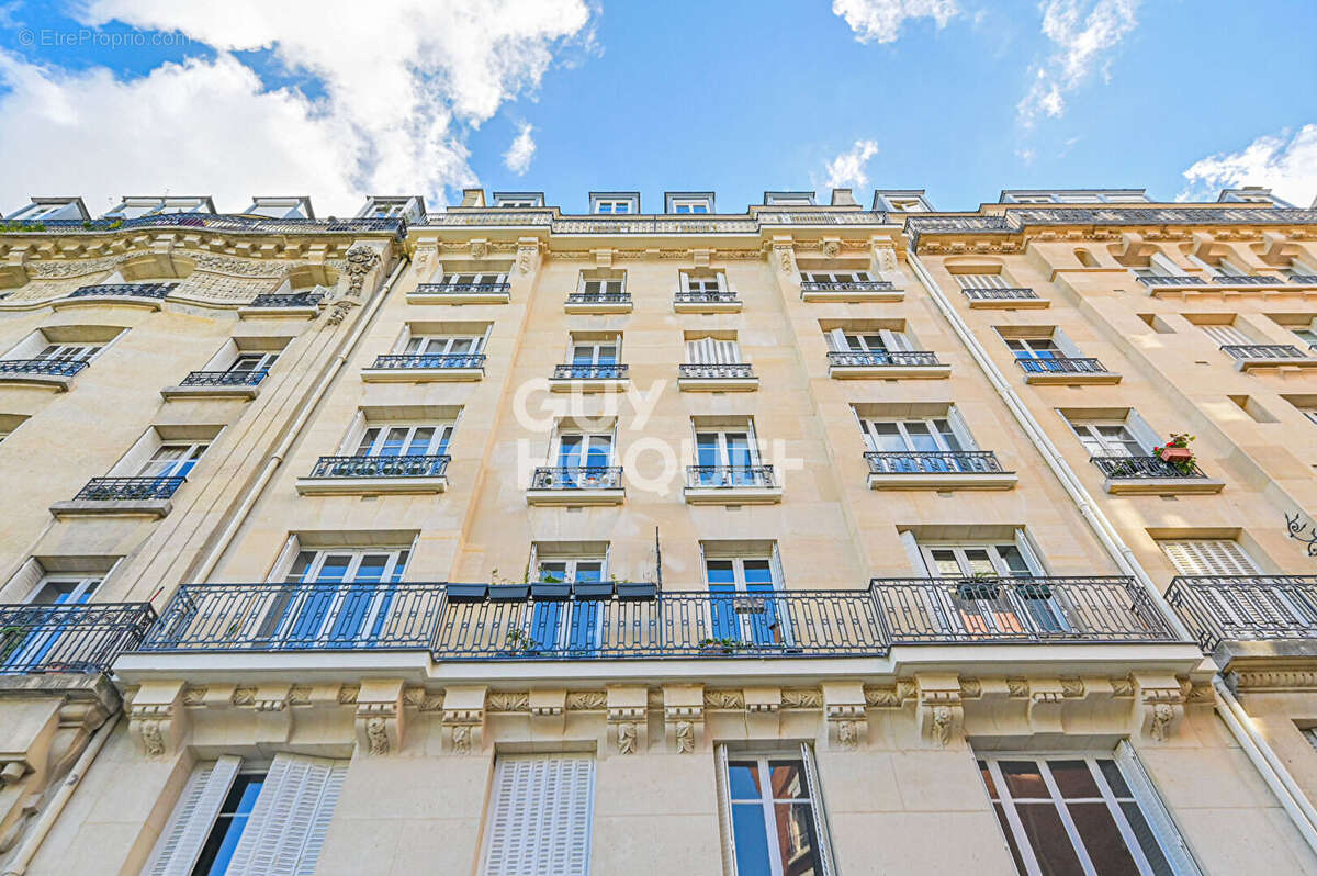 Appartement à PARIS-12E