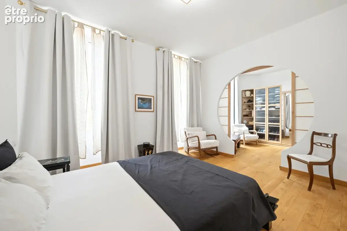 Cannes - Appartement - 182m² - Patio - Dépendance - Parking - photo 10