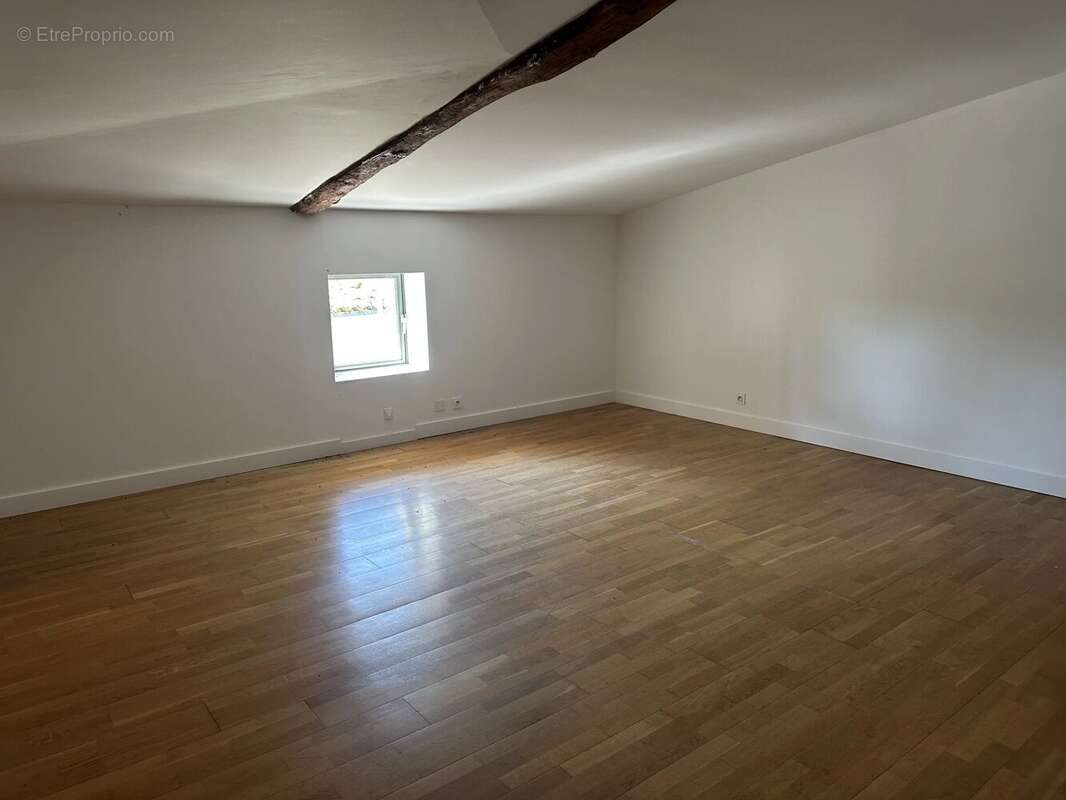 Maison à MONCLAR-DE-QUERCY