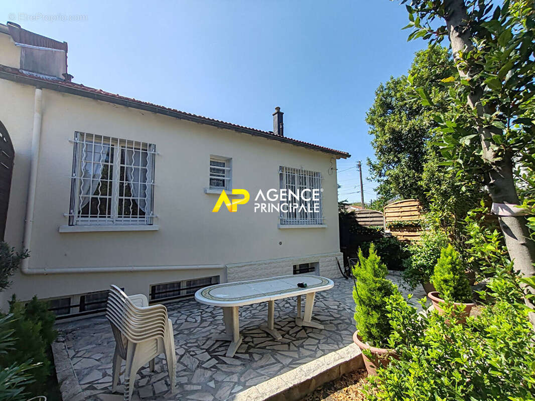 Secteur des Coteaux - Maison 5 pièces 110m² - photo 4
