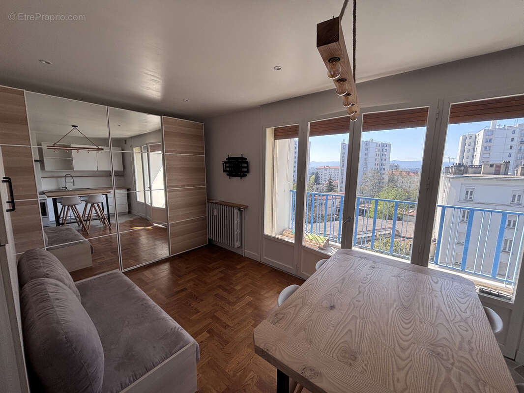 Appartement à LYON-4E