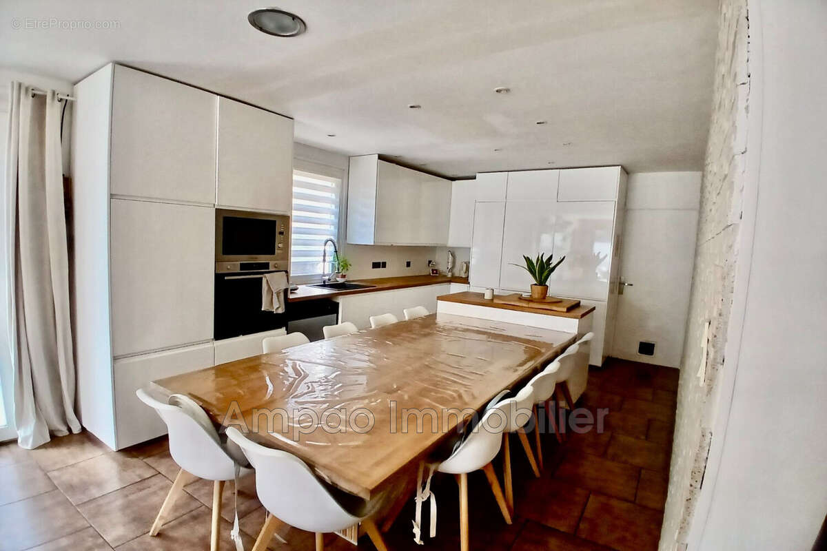 Maison 167 m² à Elne  - photo 2