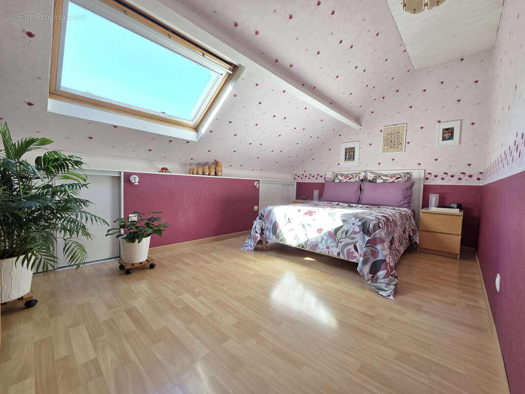 Marly la ville pavillon 5 pieces 3 chambres garage jardin - photo 7