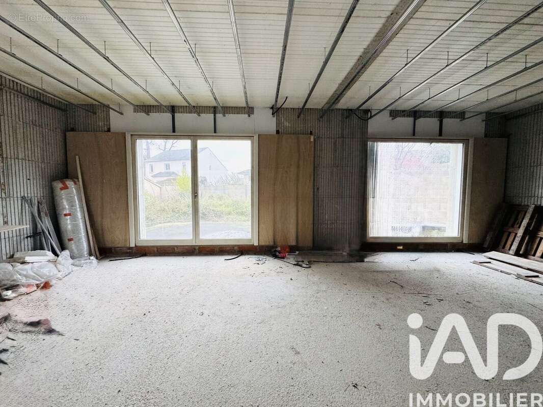 Photo 8 - Terrain à SAINTE-GENEVIEVE-DES-BOIS