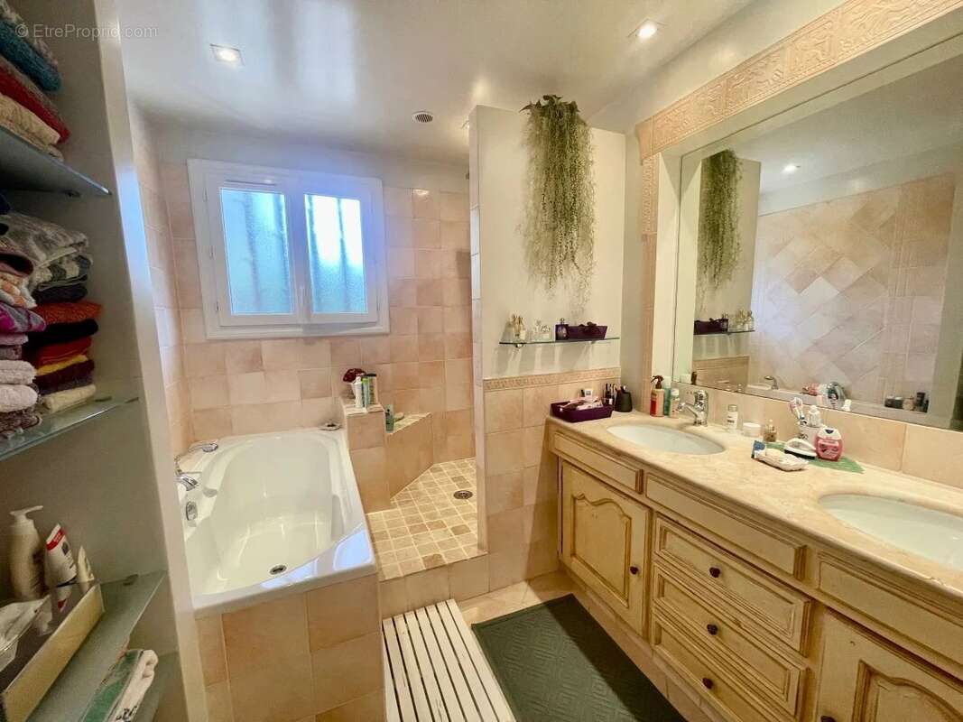Maison avec vue - photo 12