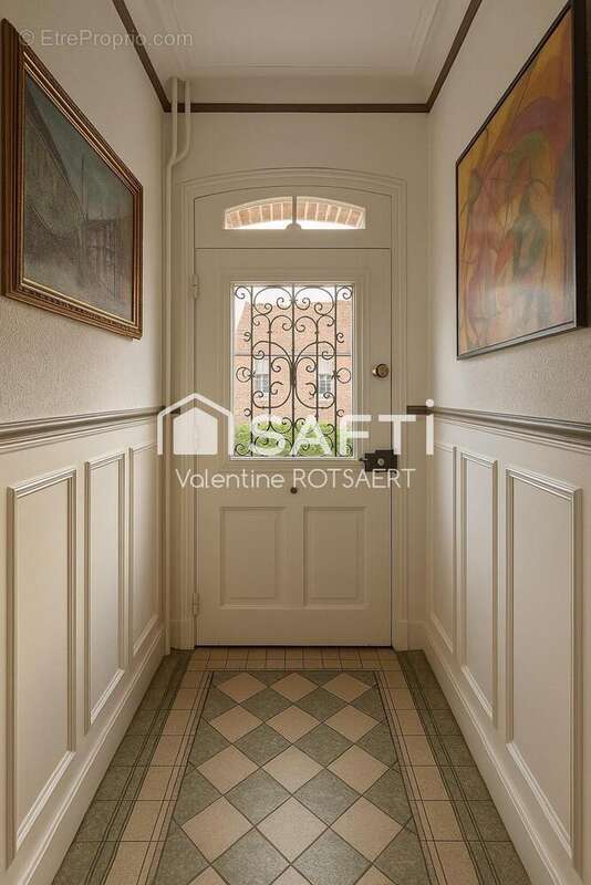 Photo 2 - Maison à COMPIEGNE