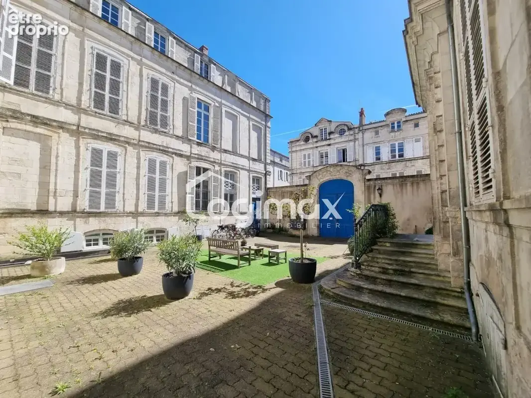 Appartement 2 pièces 18 m² à vendre à La Rochelle (17000) - photo 1