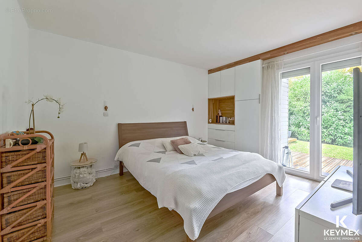 Maison à L&#039;ISLE-ADAM