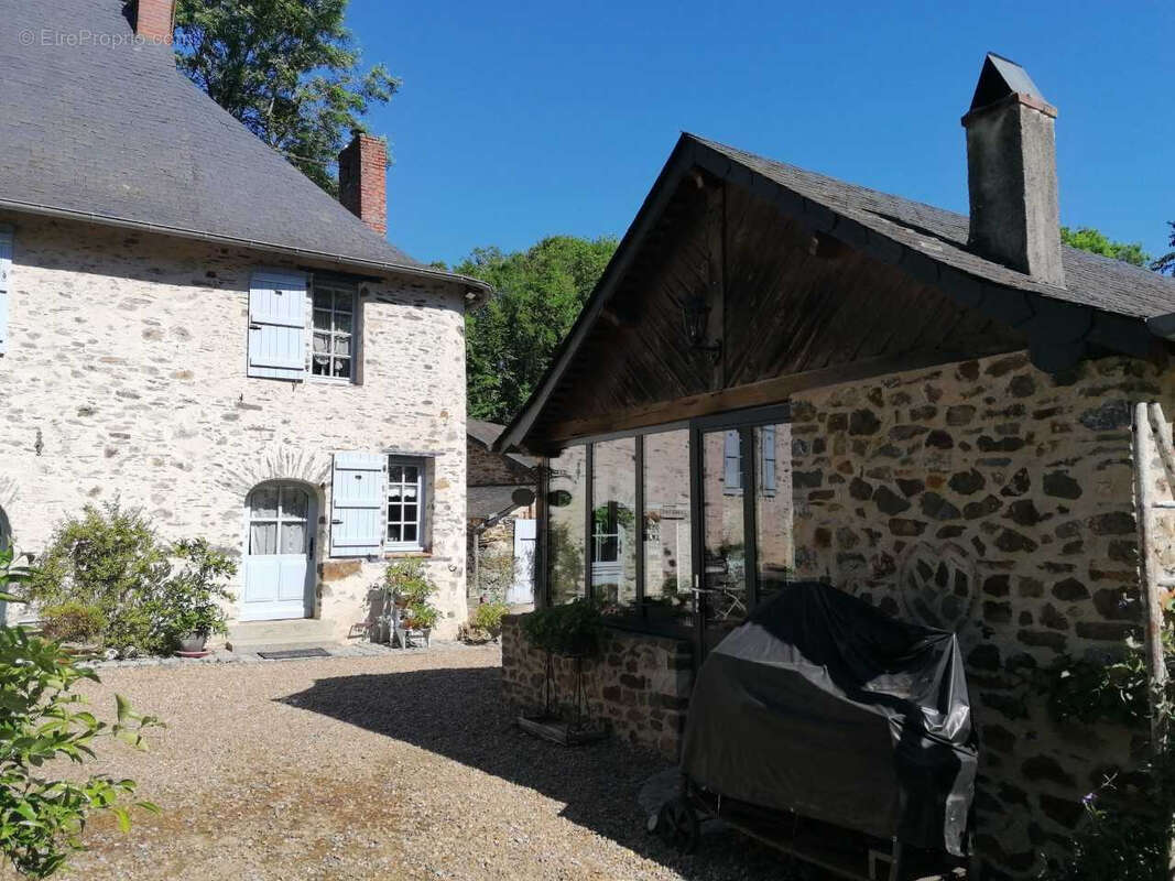 Maison à ARGENTRE